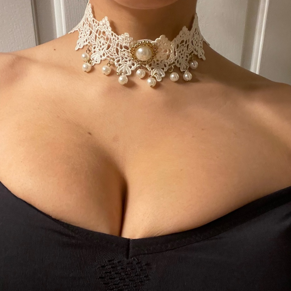 2 Lace Chokers - Picture 3 of 6